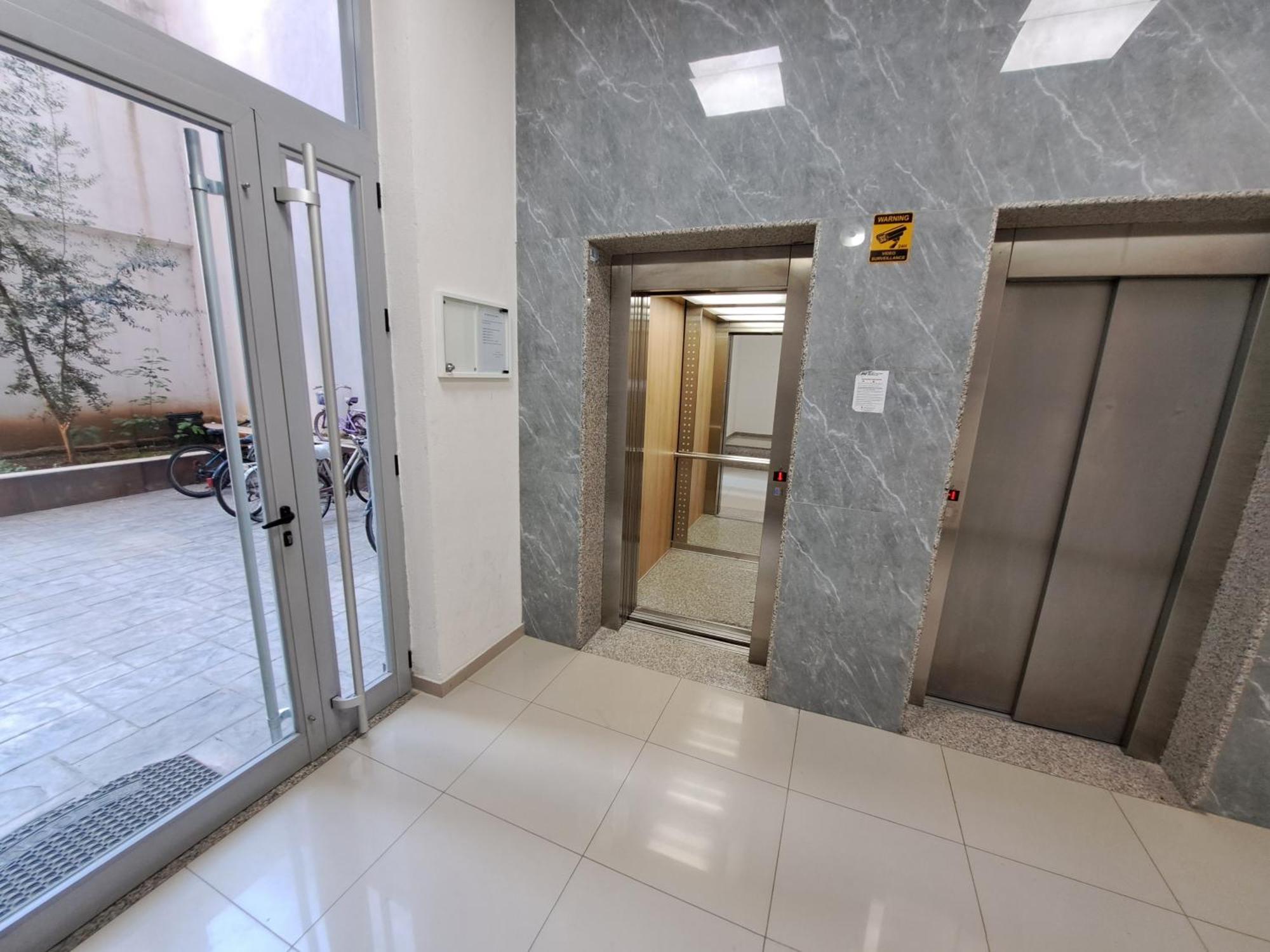 Pazari Luxury Central Apartment Тирана Екстериор снимка