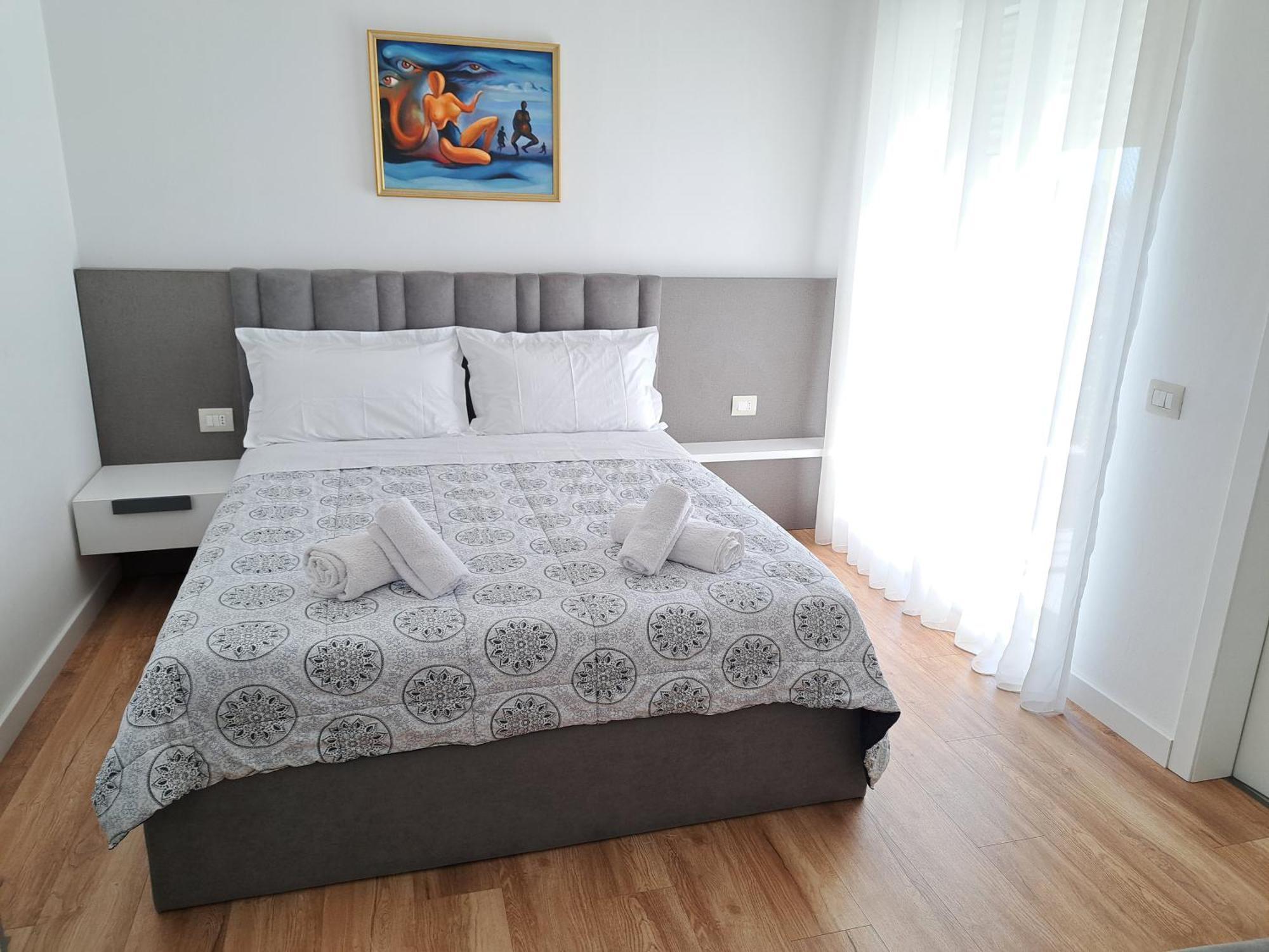 Pazari Luxury Central Apartment Тирана Екстериор снимка