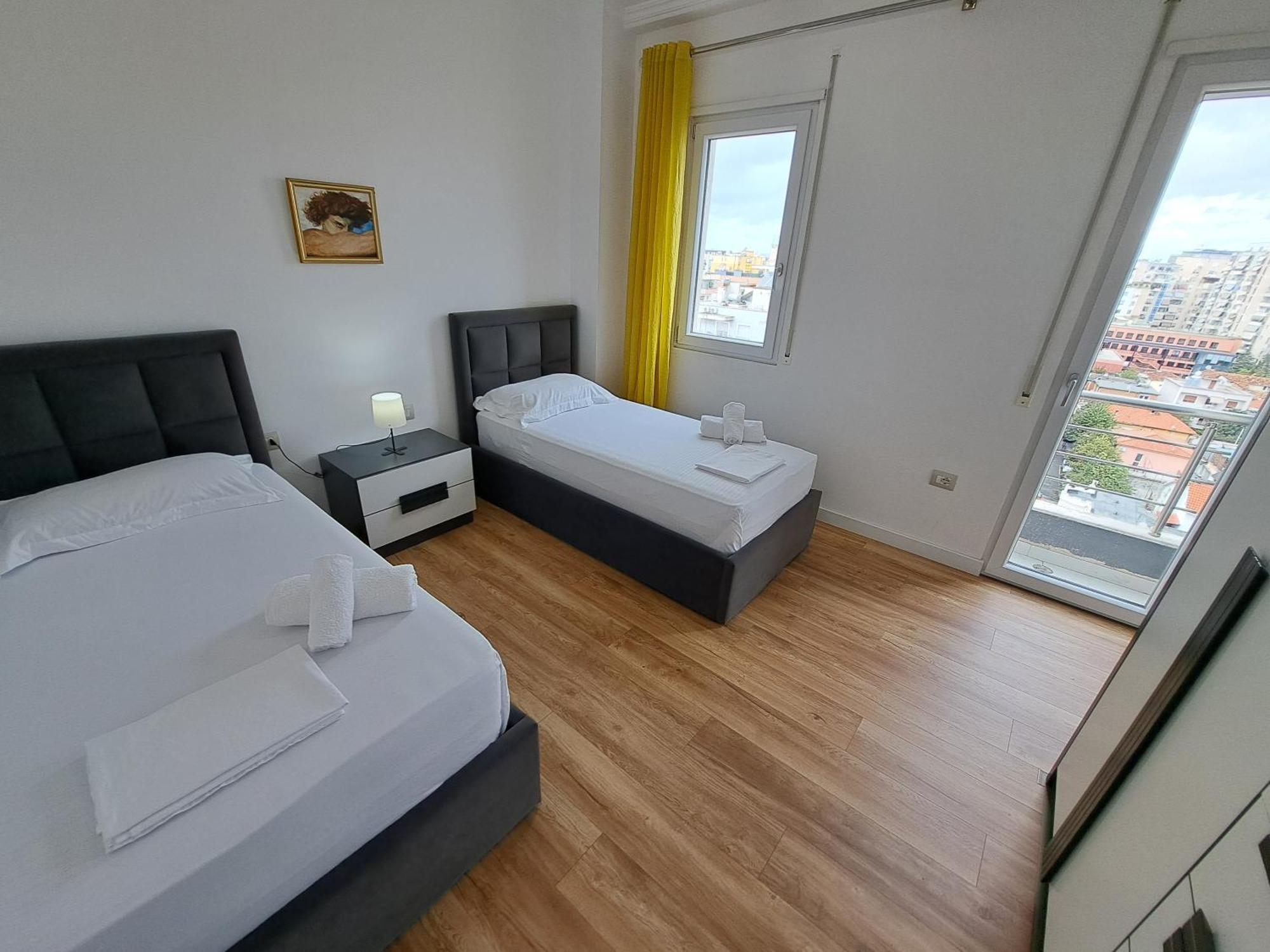 Pazari Luxury Central Apartment Тирана Екстериор снимка
